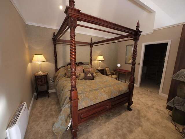 Отели типа «постель и завтрак» The Carriage Houses at Beechpark House Бунратти-52